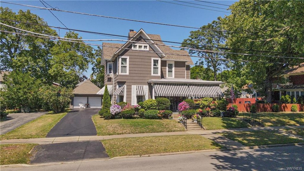 296 Wheatfield St, North Tonawanda, NY 14120 - photo 1