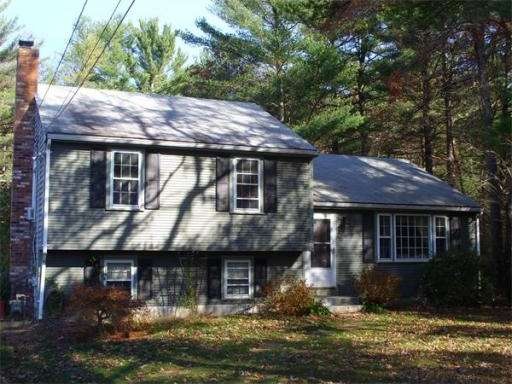 22 Woodhaven St, Carver, MA 02330 - photo 1