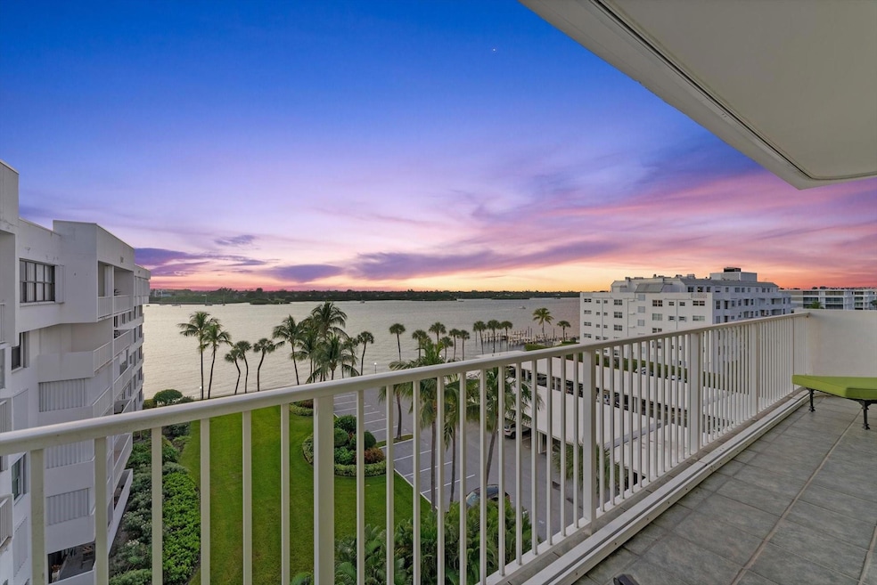 La Palma unit 6010, Palm Beach, FL 33480 - photo 1