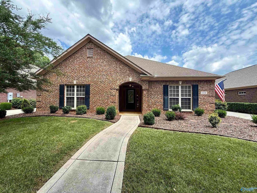 Pending $408,000 • Co-Listing Agent