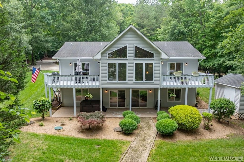 Pending $699,700