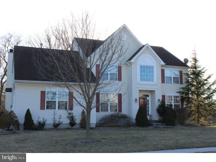 14 Lantern Ln, Woodstown, NJ 08098 - photo 1