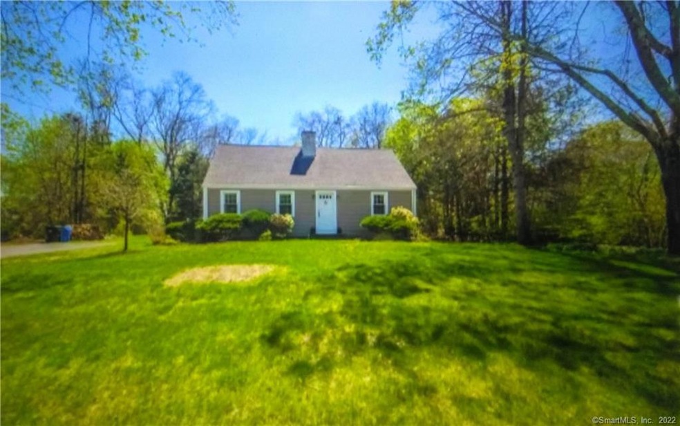 17 Winthrop Rd, Gales Ferry, CT 06335 - photo 1