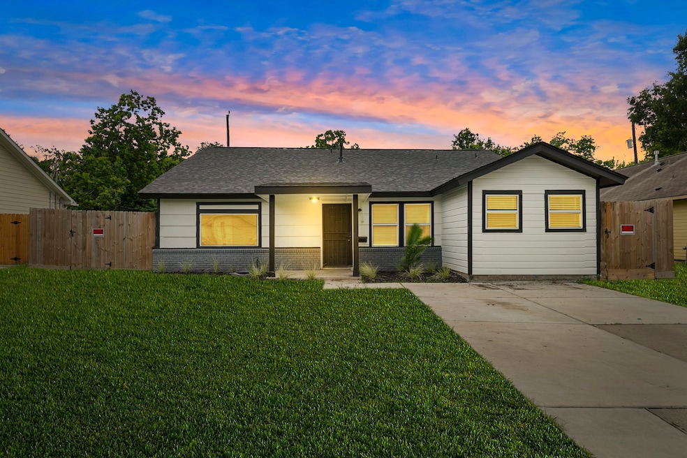 5018 Idaho St, Houston, TX 77021 - photo 1