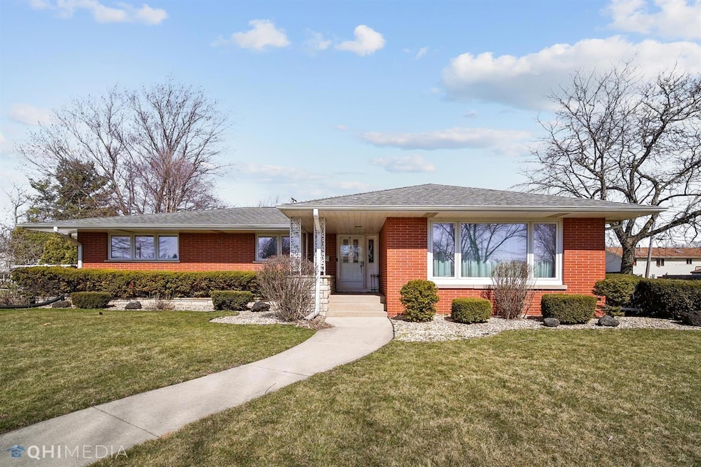 33 Carnation St, Dyer, IN 46311 - photo 1