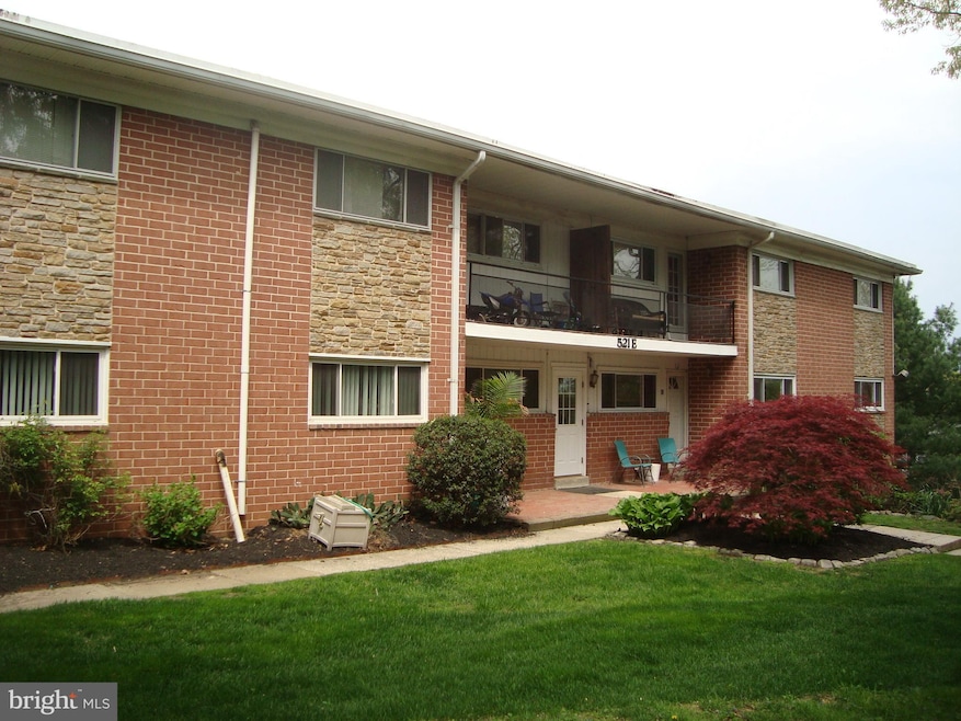 521 Epsom Rd unit 1B, Towson, MD 21286 - photo 1