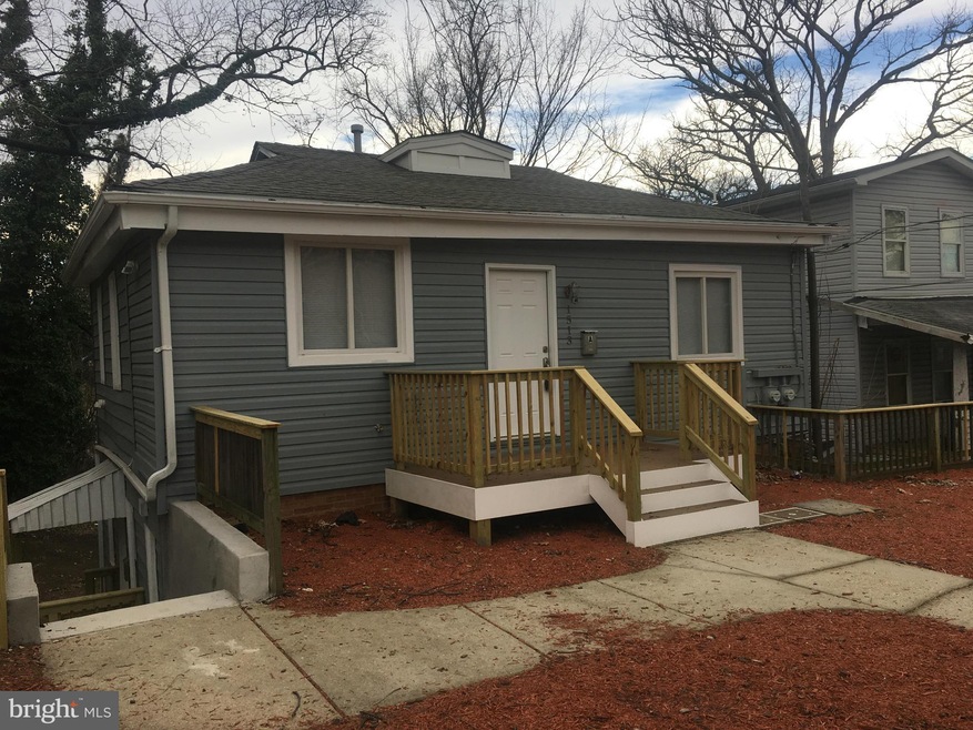 1513 28th St SE, Washington, DC 20020 - photo 1