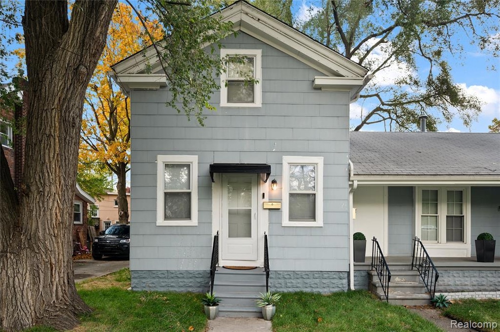 For Rent $1,600/month