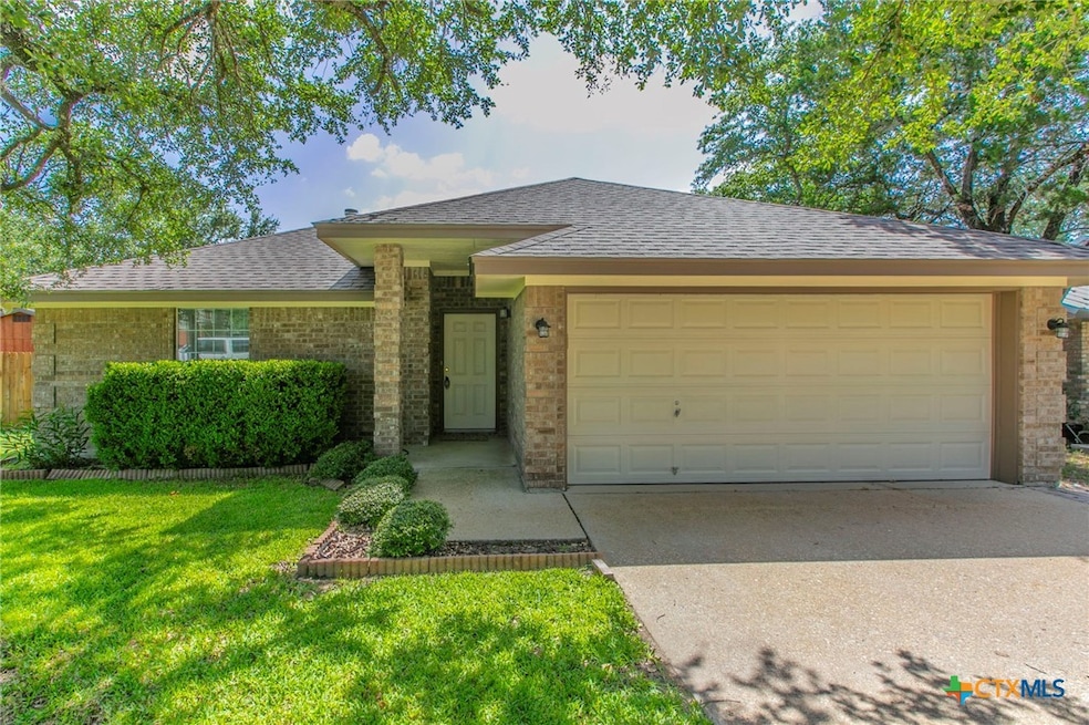 Under Contract $239,000