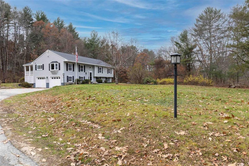 20 Cobbetts Pond Rd, Windham, NH 03087 - photo 1