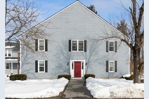 32 Lantern Ln unit 8, Dracut, MA 01826 - photo 1