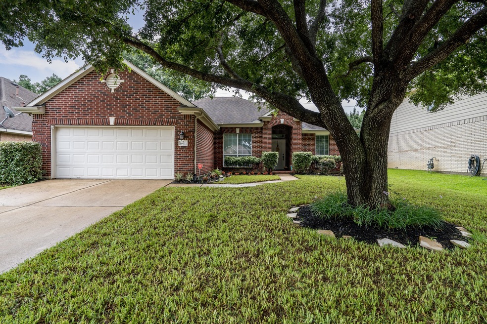 16611 Mccormick Dr, Houston, TX 77095 - photo 1