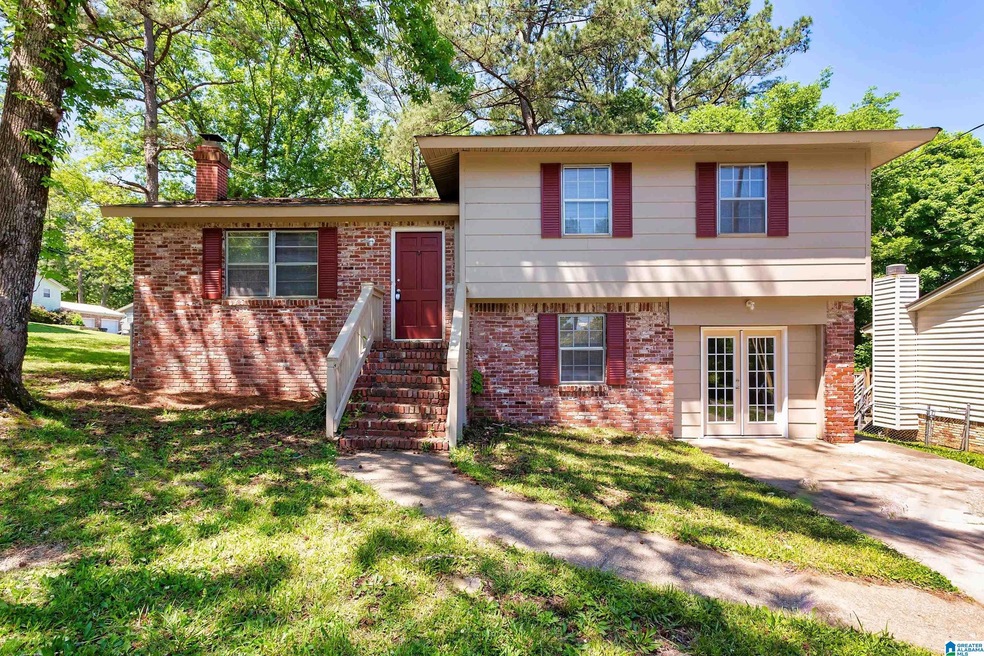 2700 3rd St NW, Center Point, AL 35215 - photo 1