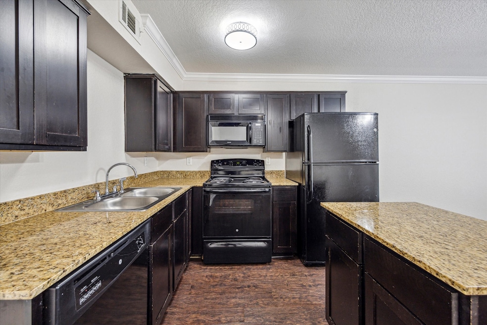 For Rent $1,295/month