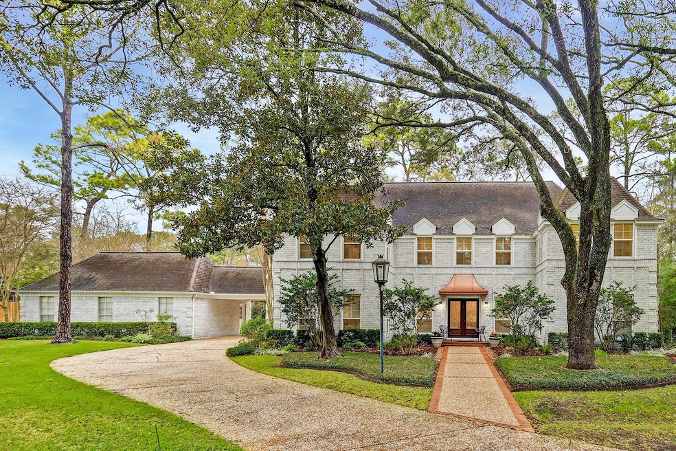 11910 Stoney Ridge Ln, Houston, TX 77024 - photo 1