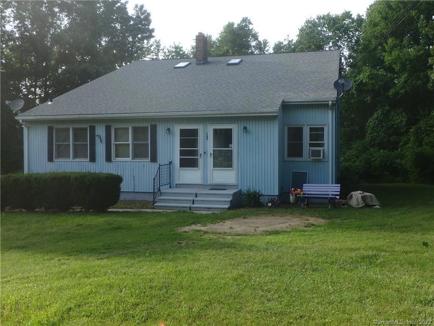 142 Dow Rd unit 144, Plainfield, CT 06374 - photo 1