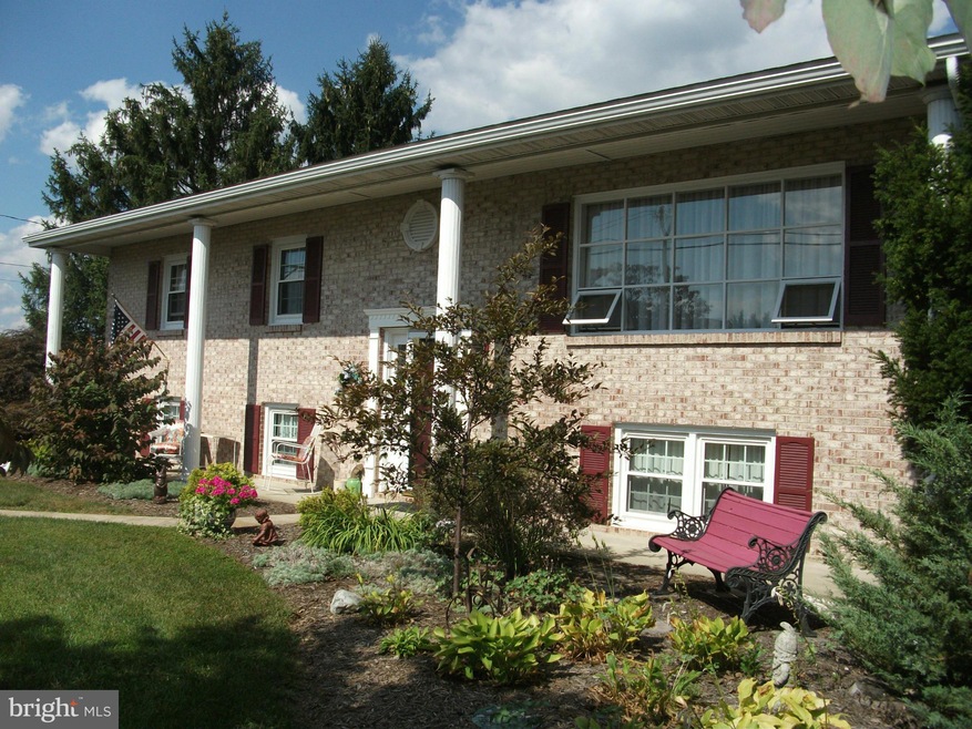 1305 Tallow Hill Rd, Chambersburg, PA 17202 - photo 1