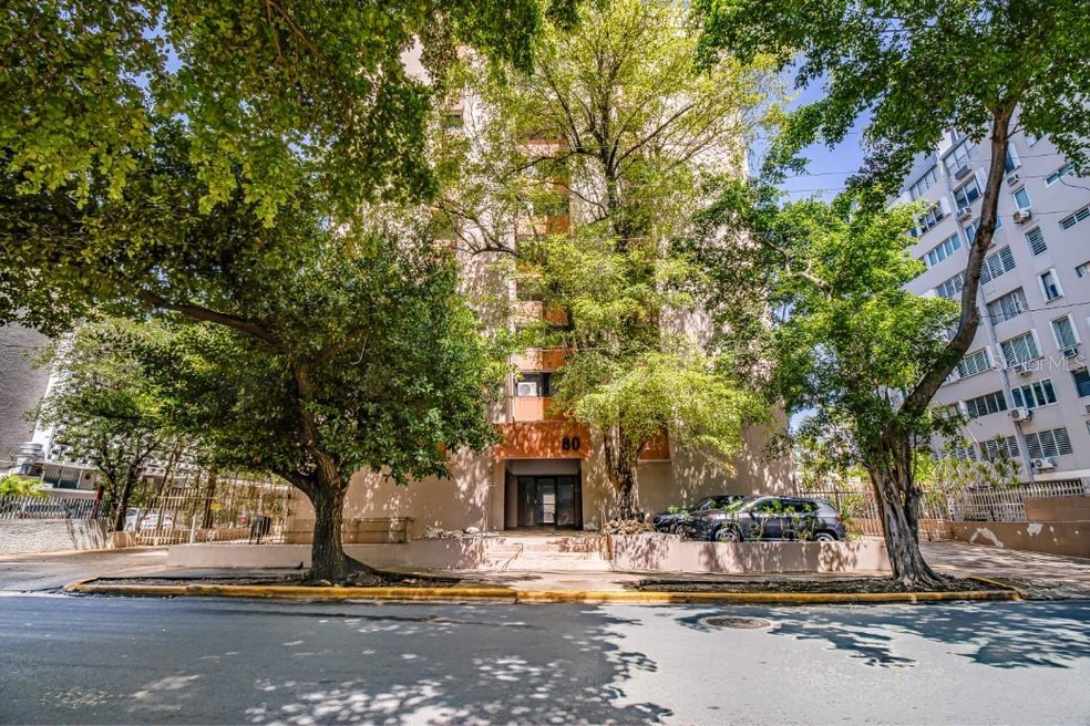 FULL POWER GENERATOR Kings Court 80 St unit 804, San Juan, PR 00911 - photo 1