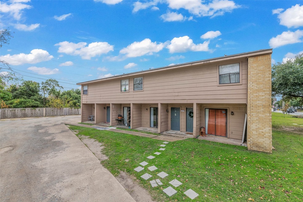 206 Lincoln Ave, College Station, TX 77840 - photo 1