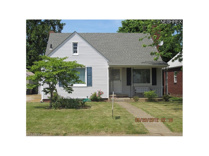 1131 25th St NE, Canton, OH 44714 - photo 1