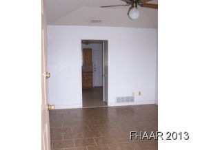 205 Horseshoe Dr unit B, Copperas Cove, TX 76522 - photo 1