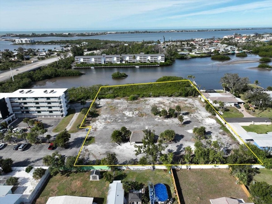 1460 S Mccall Rd unit B, Englewood, FL 34223 - photo 1