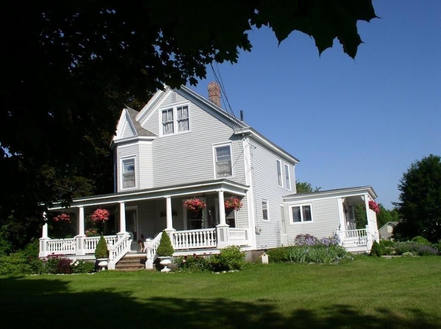 Main Photo