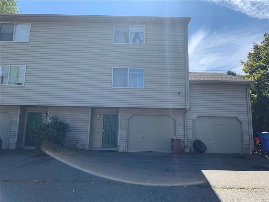 17 Willis St unit 9, Bristol, CT 06010 - photo 1