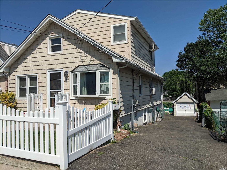 28 Harrison Ave, Franklin Square, NY 11010 - photo 1