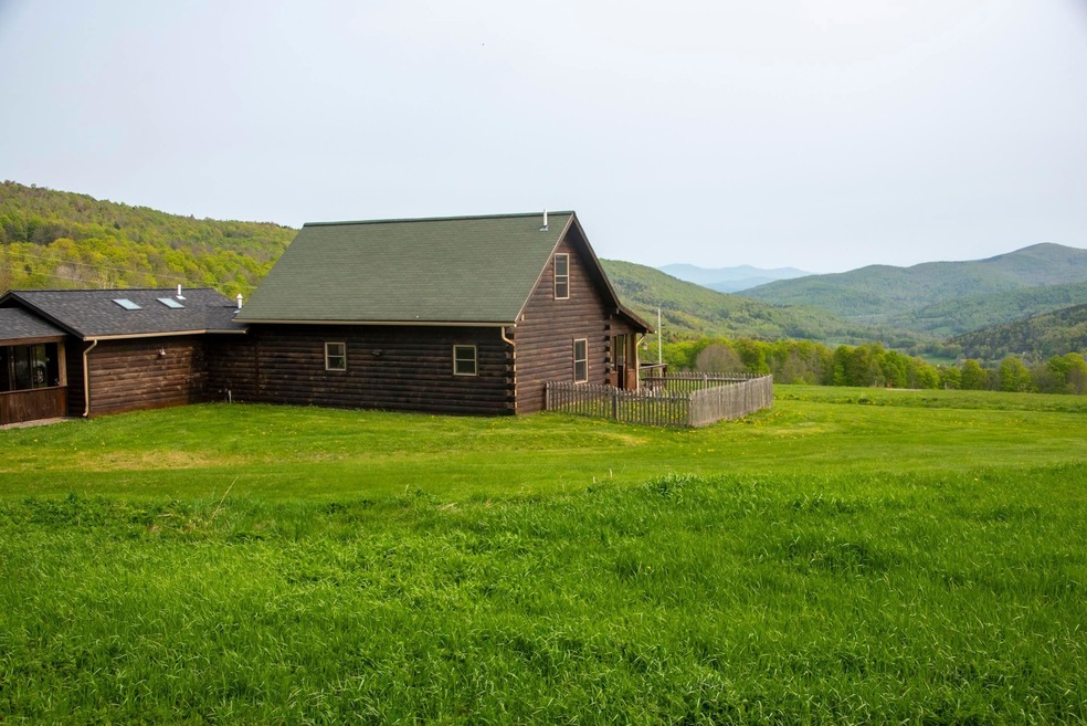 357 Drown Rd, Roxbury, VT 05669 - photo 1