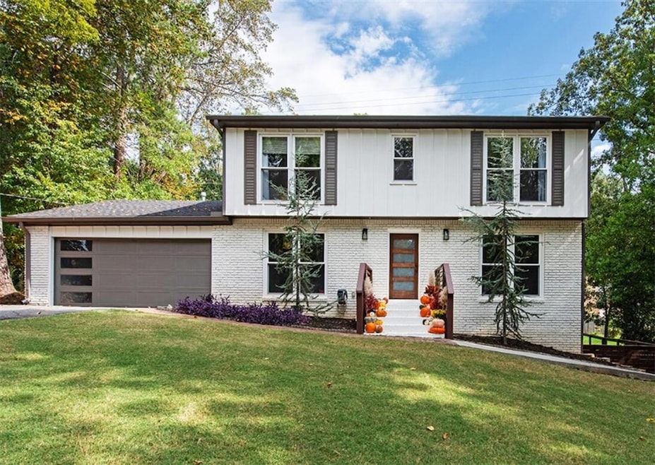 Under Contract $799,000