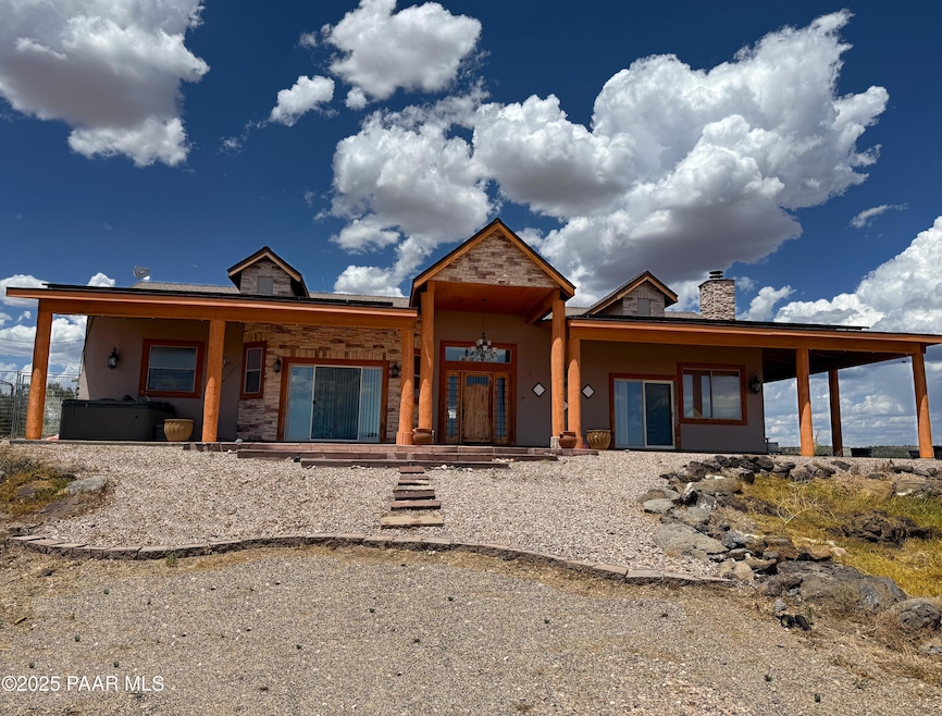 22285 N Malapai Ridge Rd, Paulden, AZ 86334 - photo 1