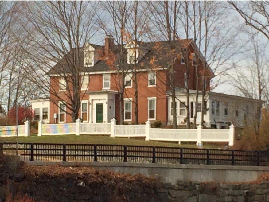 Eight unit building located in Downtown Newmarket