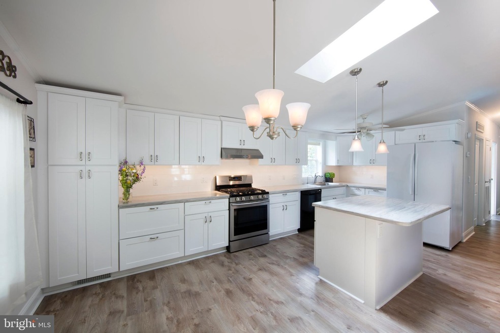 18 Rosewood Ln, Phoenixville, PA 19460 - photo 1