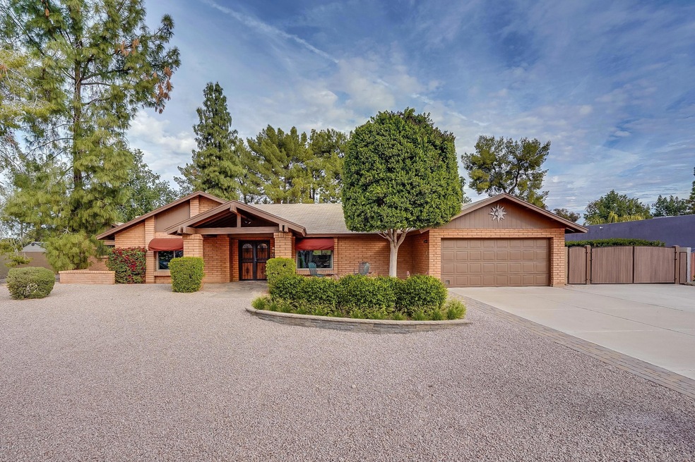 32 W Verde Ln