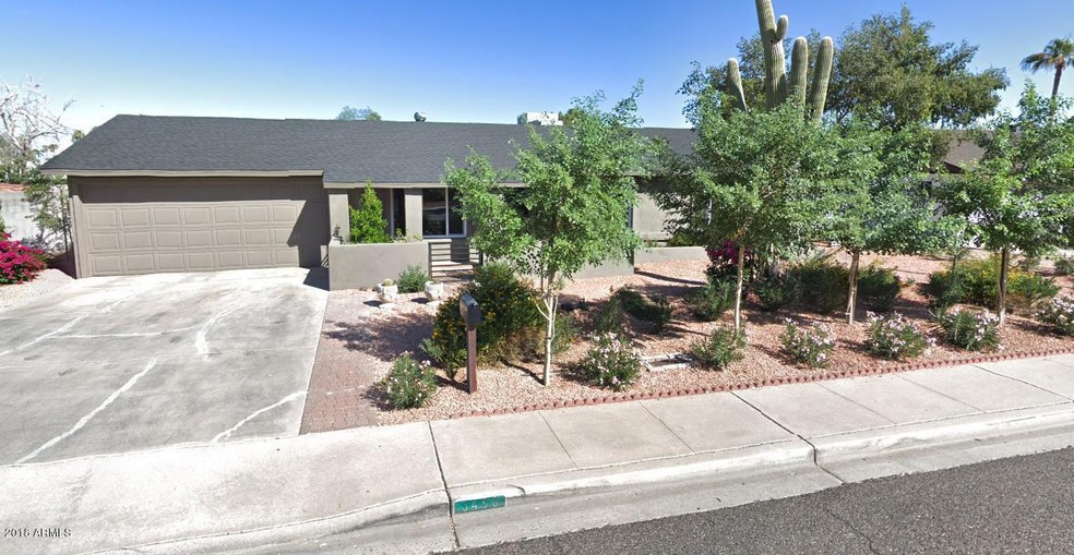 3450 E Cholla - Front