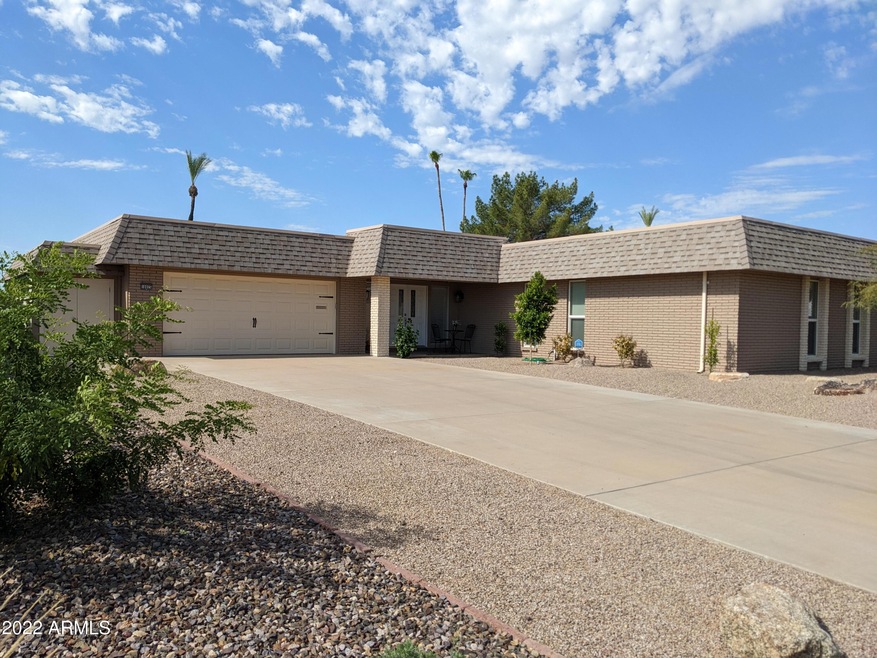 BEAUTIFULLY UPDATED HOME!