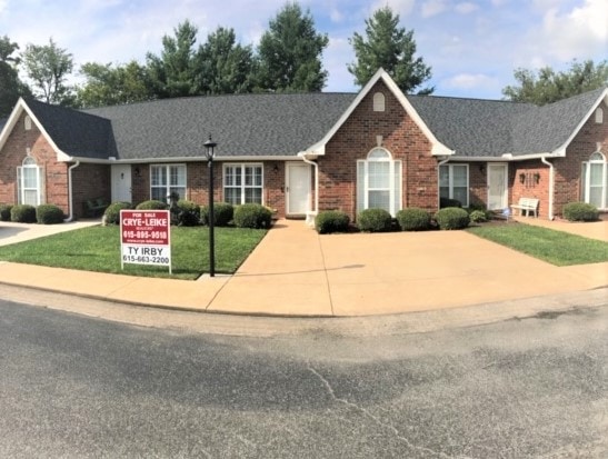 623 E Lane St, Shelbyville, TN 37160 - photo 1