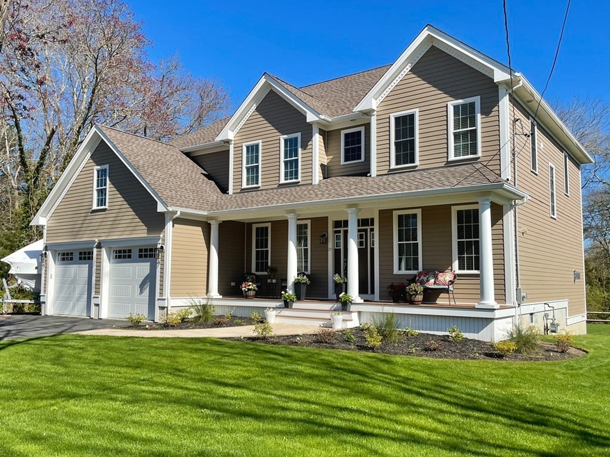 29 Prospect St, Dartmouth, MA 02748 - photo 1