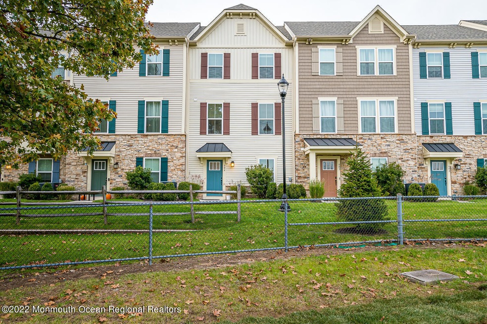 604 Bayside Ct South Amboy NJ-large-001-
