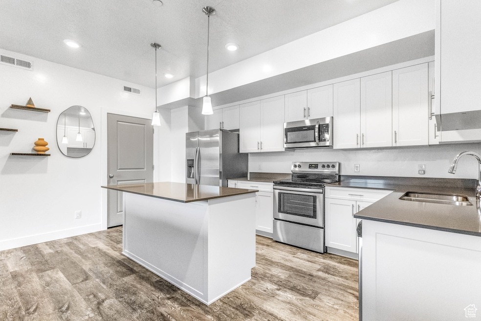 875 S Depot St unit C316, Clearfield, UT 84015 - photo 1