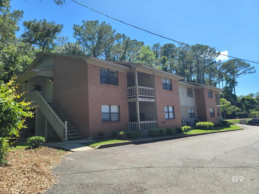 512 Lake Forest Blvd unit 125G, Daphne, AL 36526 - photo 1