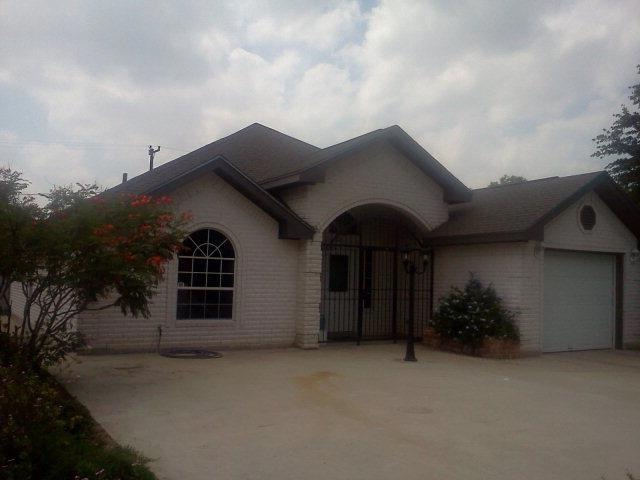 802 S Kansas Ave unit 2, Weslaco, TX 78596 - photo 1