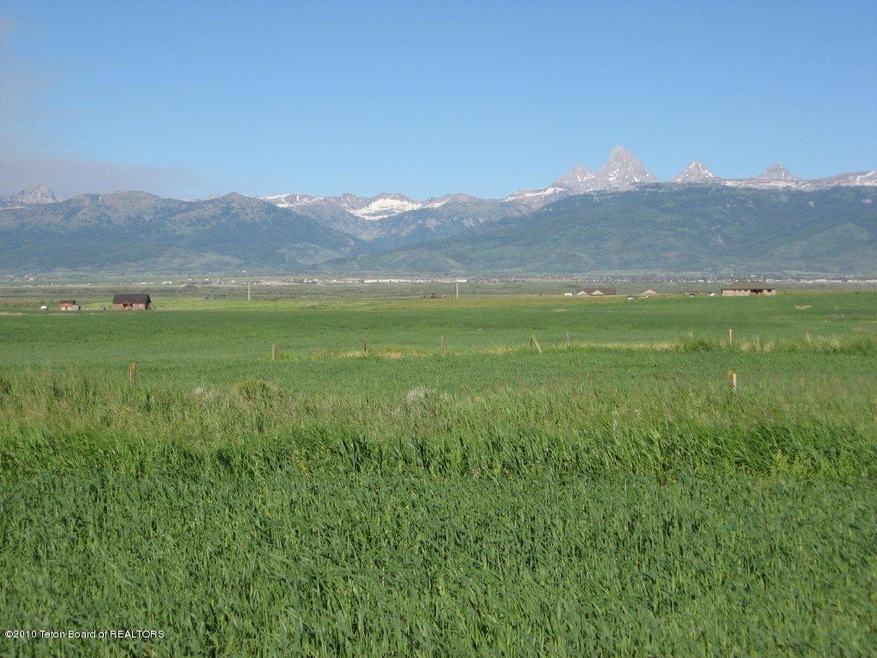 Teton view looking east