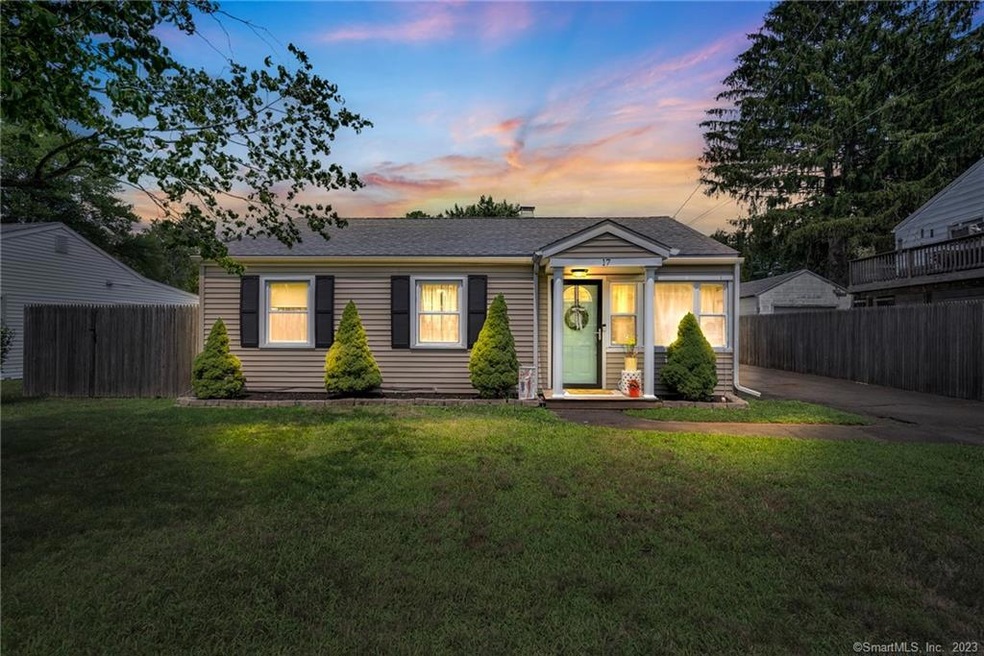 17 Circle Dr, Wallingford, CT 06492 - photo 1