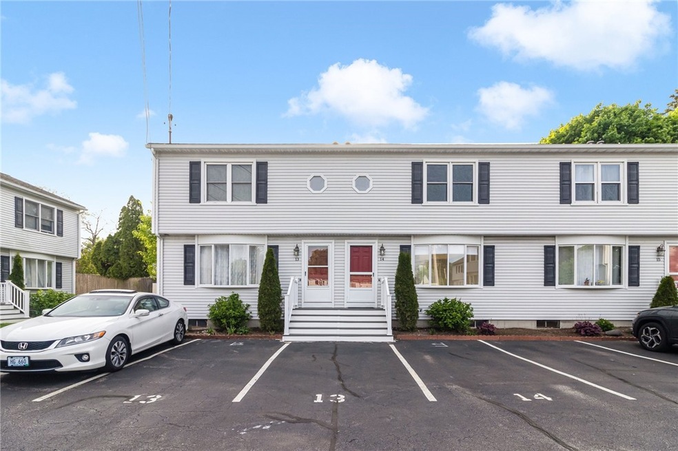 23 Benefit St unit 14, Warwick, RI 02886 - photo 1
