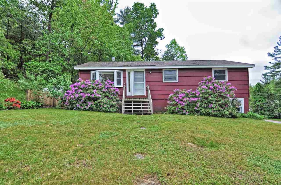 19 Newburgh Rd, Nashua, NH 03062 - photo 1