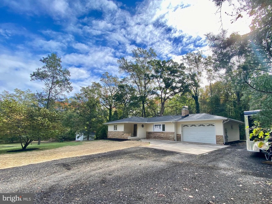 943 Forest Dr, Arnold, MD 21012 - photo 1