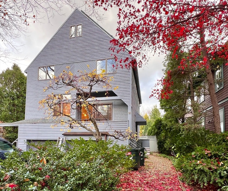 91 Larch Rd unit 1, Cambridge, MA 02138 - photo 1