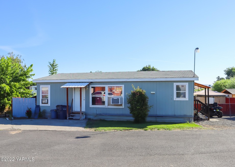 1790 Selah Loop Rd #7